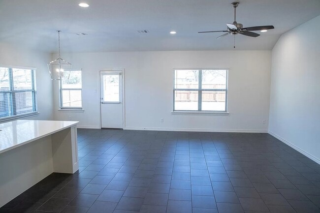 Foto del edificio - 2925 Gordon Ave