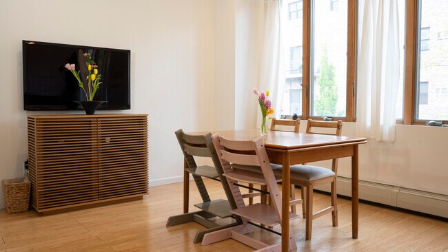 Comedor - 390 14th St
