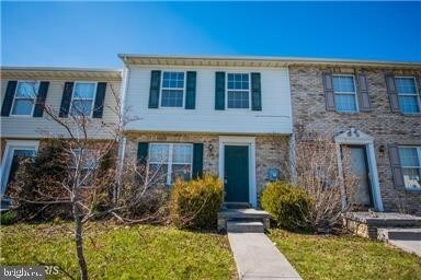 Foto principal - 429 Surrey Club Ln