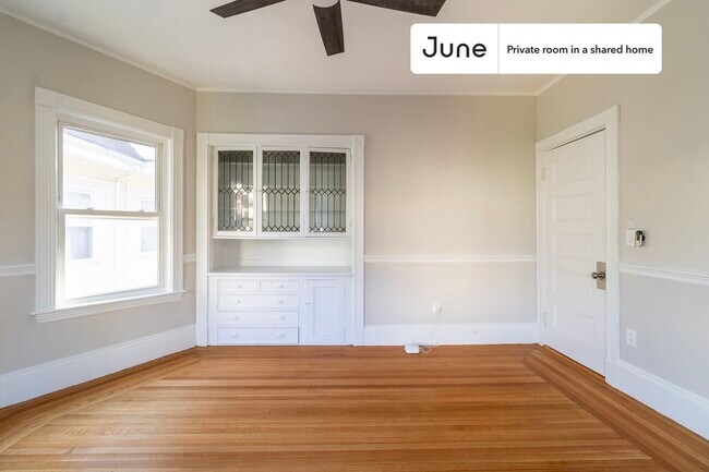 Foto del edificio - Room in Shared 5 bed/2 bath home in Brookline