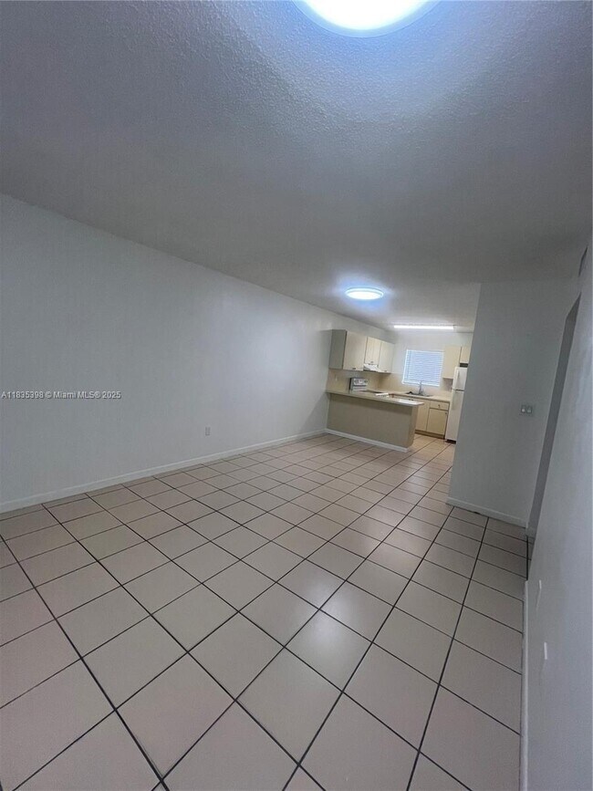 Foto del edificio - 6165 W 22nd Ct