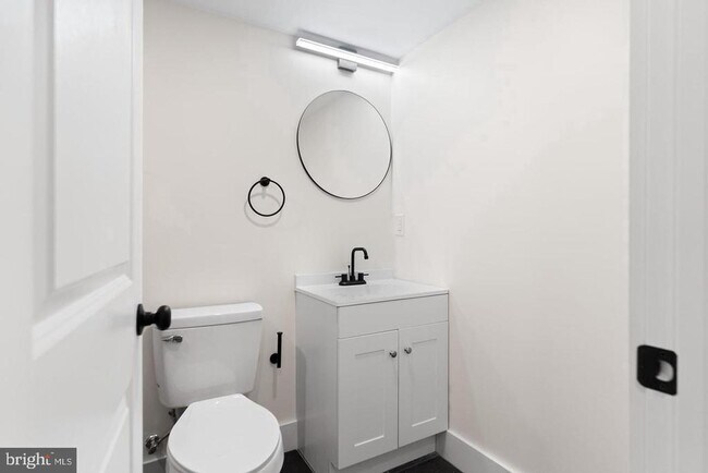 Building Photo - 2539 Cecil B. Moore Ave