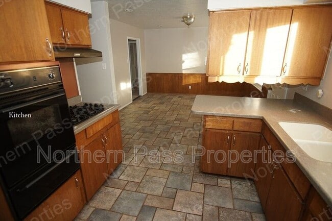 Foto del edificio - 5524 Yarmouth Ln