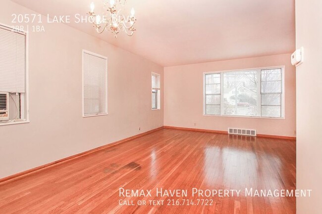 Foto del edificio - 20571 Lakeshore Blvd