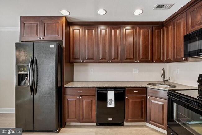 Foto del edificio - 1 Bridgewater Dr