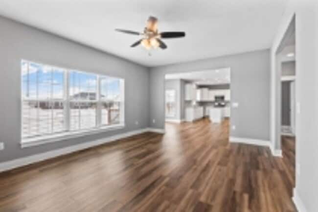 Building Photo - Executive Rental: Spacious 4-Bedroom Home in Oconomowoc!