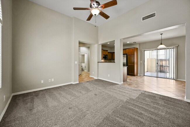 Foto del edificio - 29459 N 22nd Ave