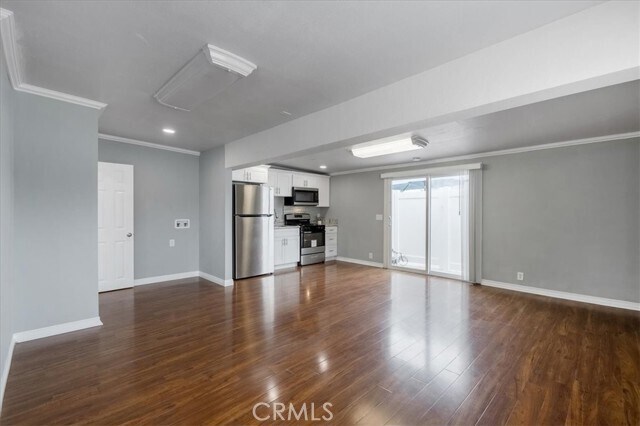 Building Photo - 15416 Gramercy Pl