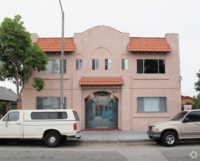 Building Photo - 1846 Olive Ave