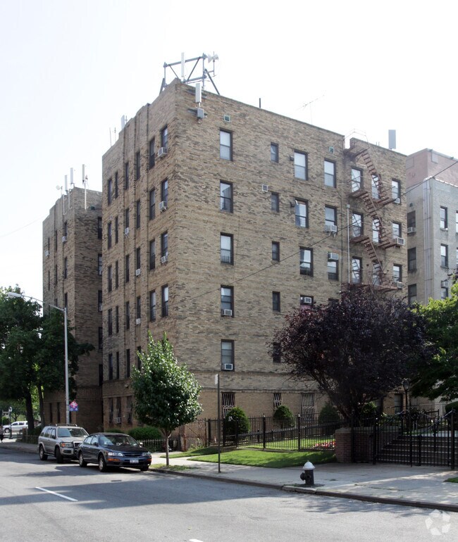 Foto del edificio - 706 Eastern Pky
