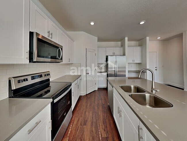 Foto del edificio - 6622 S 42nd Ln