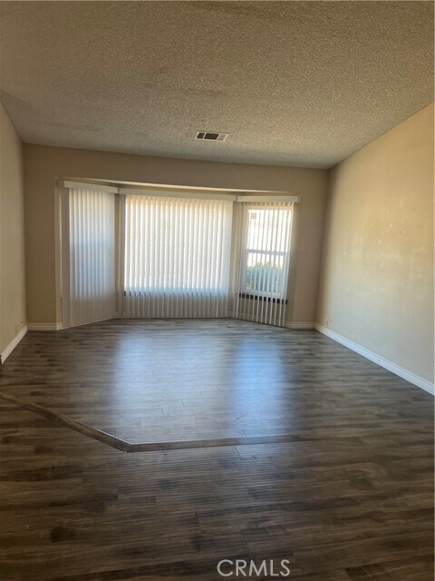 Building Photo - 12553 Foxtail Ln