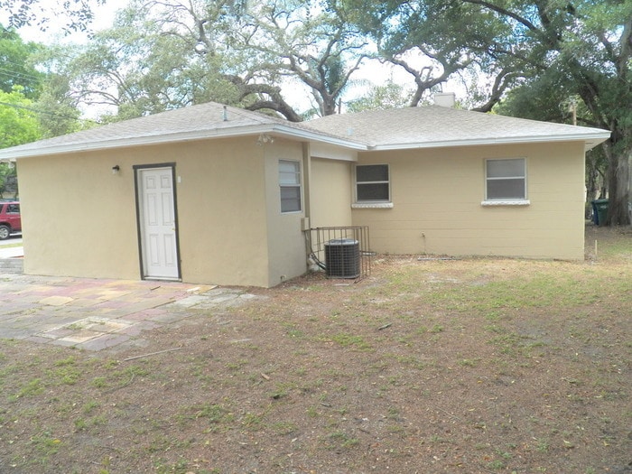 Foto del edificio - Charming 3-Bed Home in Seminole Heights - ...