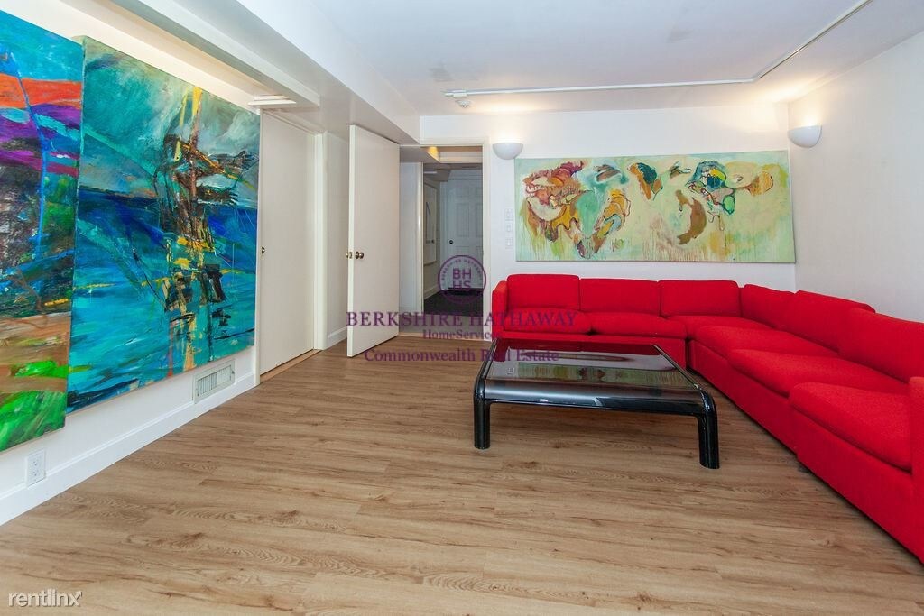 Primary Photo - 2 br, 1 bath Apartment - 142 Brattle Street
