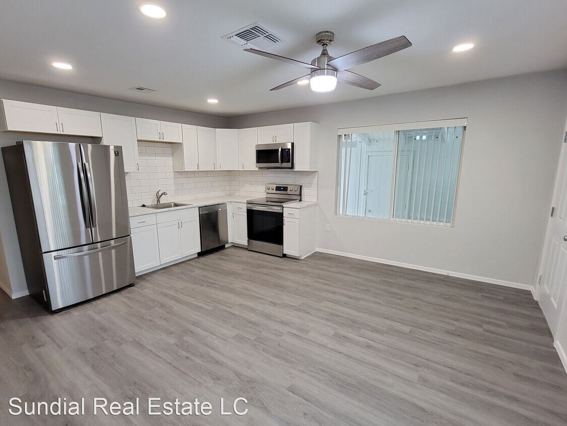 Foto principal - 2 br, 1 bath House - 3744 N 12th St