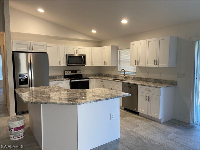 Foto del edificio - 1109 NW 9th St