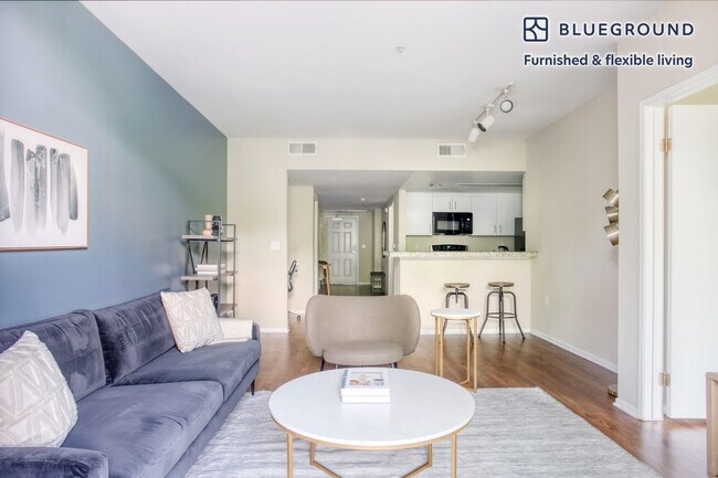 Foto del edificio - 888 N Alameda St