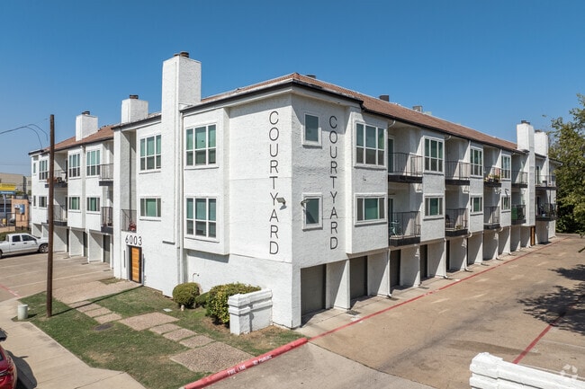 Courtyard Condominiums