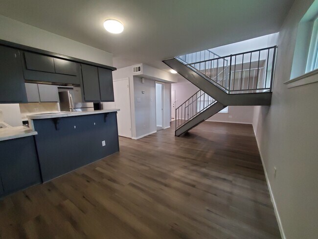 Foto del edificio - 6333 -6339 Granbury Rd,