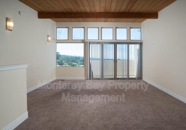 Building Photo - 180 Mar Vista Dr