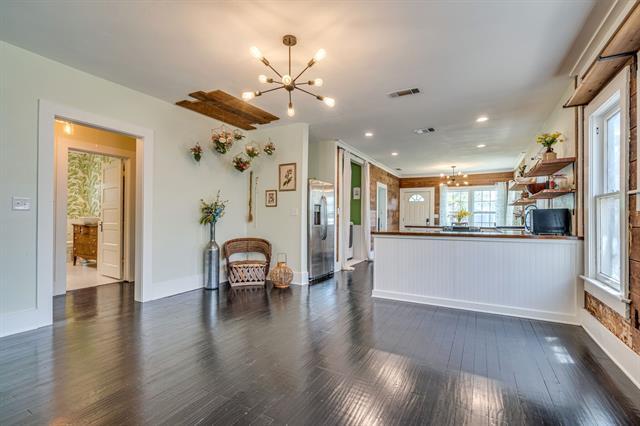 Foto del edificio - 2706 Bomar Ave