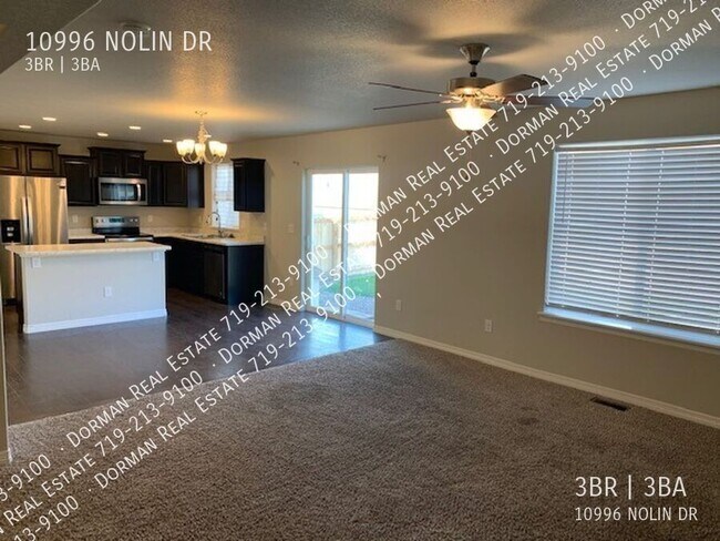 Foto del edificio - MAX APPLICANTS - 2 story Home in Lorson Ranch