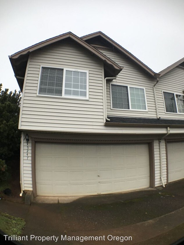 Foto principal - 5245-5247 Springcrest Dr S