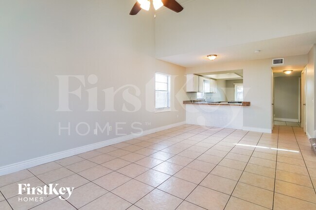 Foto del edificio - 3222 Timberline Rd