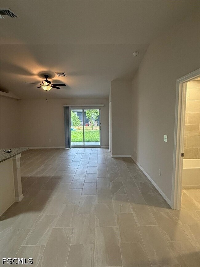 Foto del edificio - 622 SE 7th St