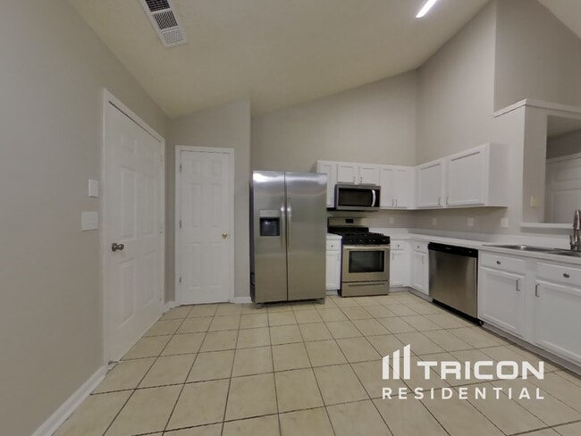 Foto del edificio - 7070 Springgrove Ct