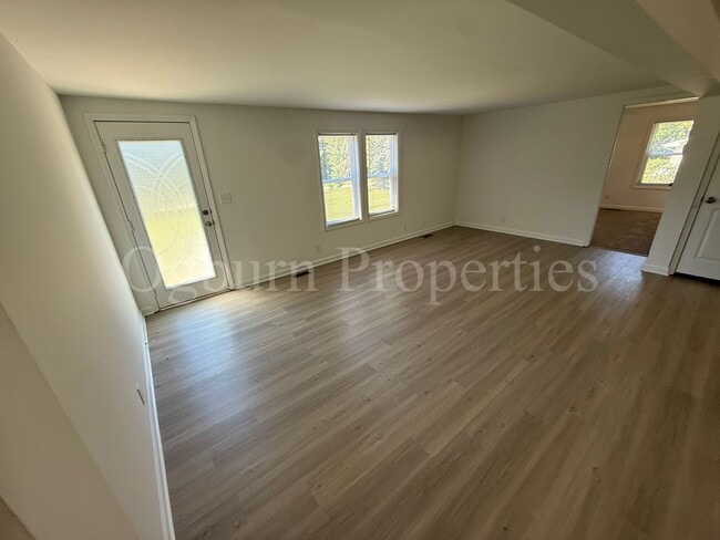 Foto del edificio - 4905 La Crest Ct