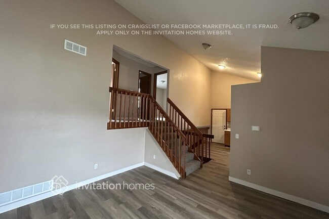 Foto del edificio - 10051 Shoshone Way