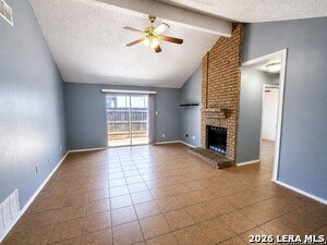 Foto del edificio - 10040 Woodtrail