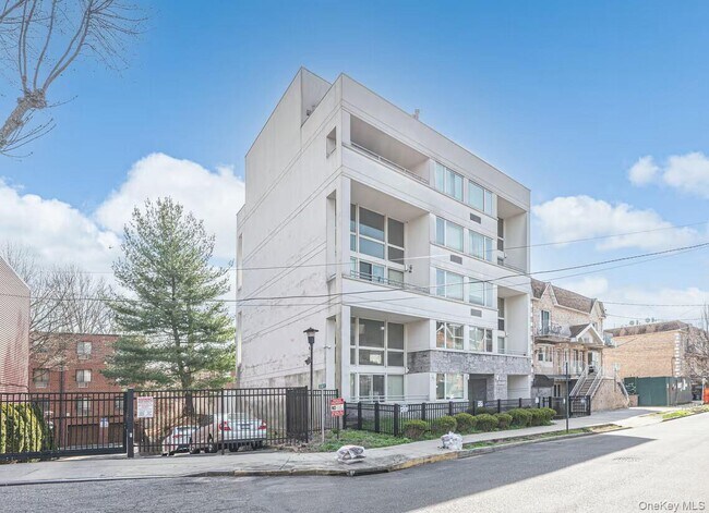 Foto del edificio - 71-57 161st St