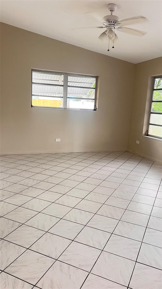 Foto del edificio - 6540 SW 4th St