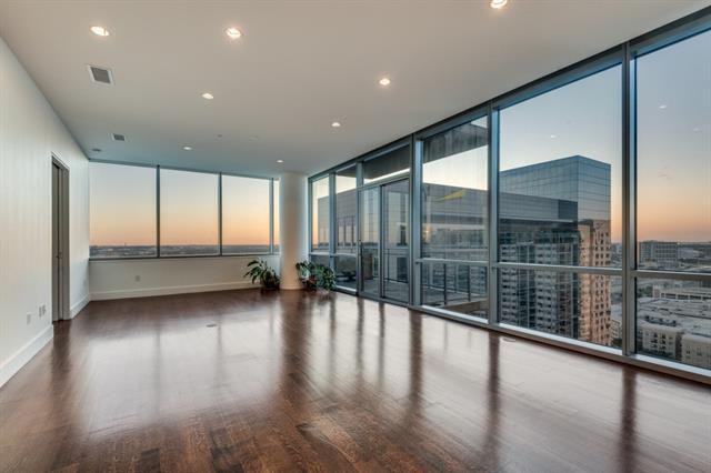 Foto del edificio - 2200 Victory Ave