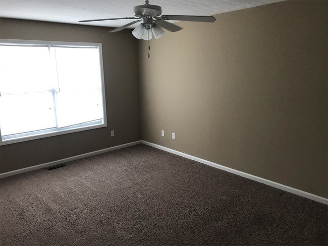 Foto del edificio - 530 Village Creek Dr