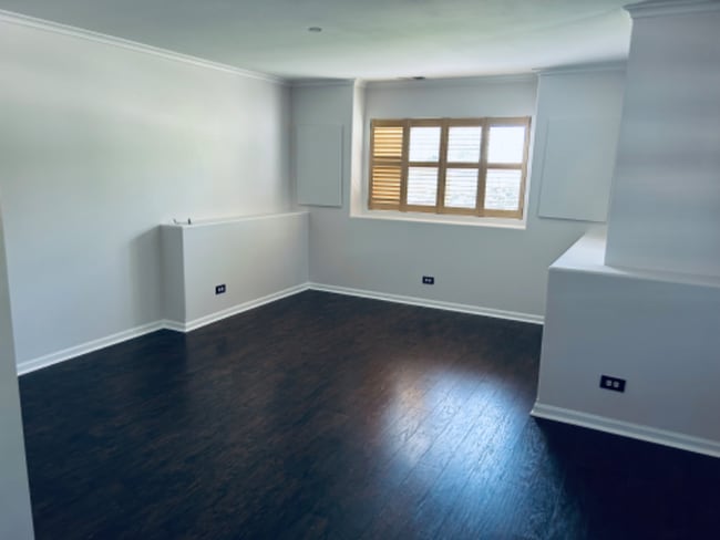 Building Photo - 4523 Sawgrass Blvd