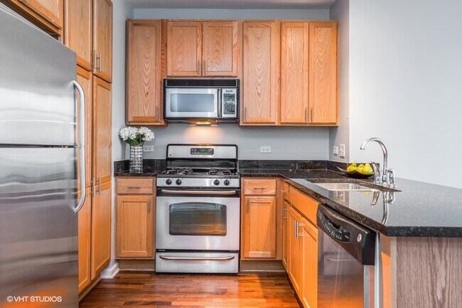 Stainless Steel Appliances and Granite Counters - 1255 S State St