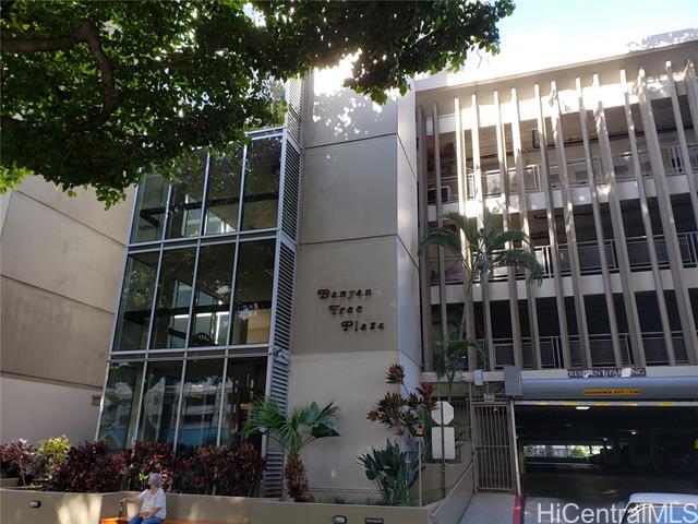 Building Photo - 1212 Punahou St