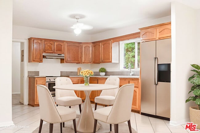 Building Photo - 3660 Halldale Ave