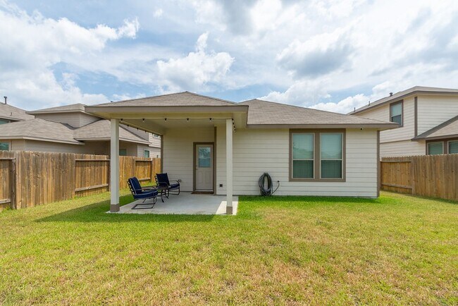 Building Photo - 14657 E Pine Heart Dr