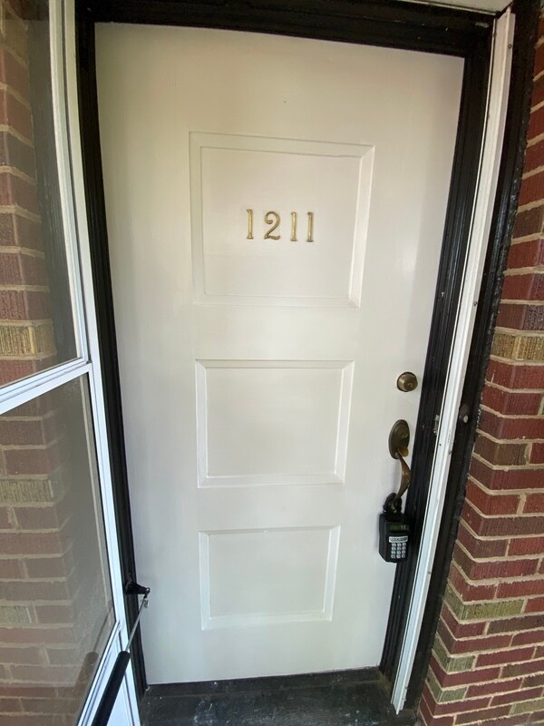 Foto del edificio - 1211 Reece Rd