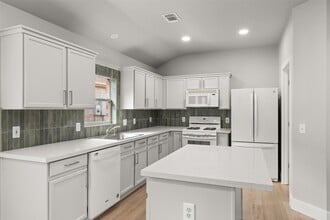 Building Photo - 7310 Wisteria Chase Pl