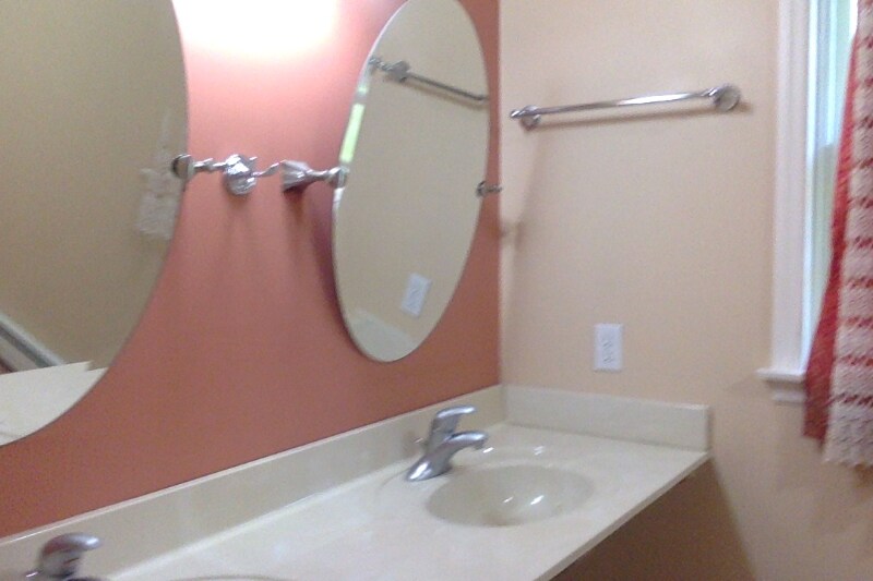Primary Photo - 409 N Country Rd