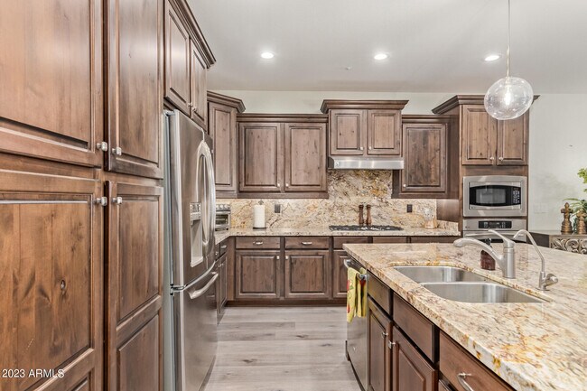 Building Photo - 1777 Ocotillo Rd