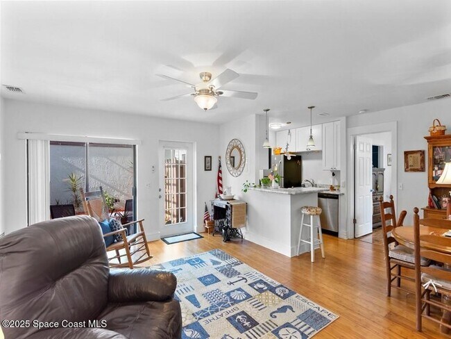 Foto del edificio - 1150 Breezy Way