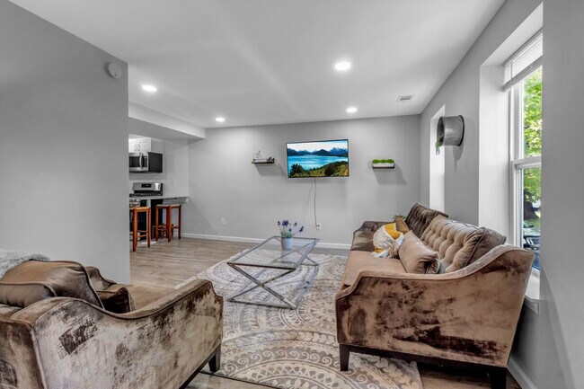 Foto del edificio - 196 Maple St