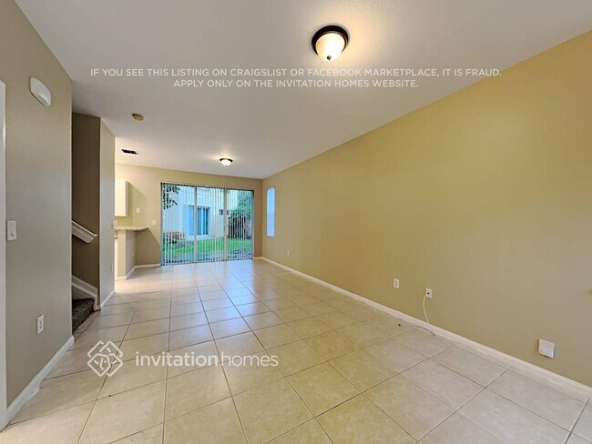 Foto del edificio - 703 NW 170th Terrace