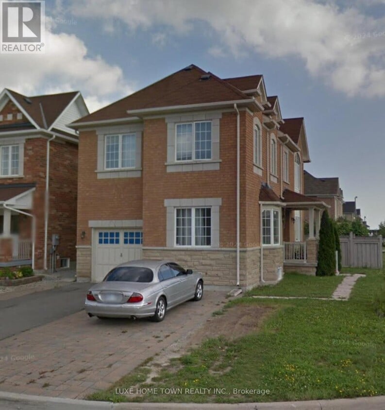 Primary Photo - 152 Ozner Crescent